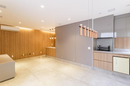 Apartamento para alugar com 114m², 2 quartos e 2 vagasSala