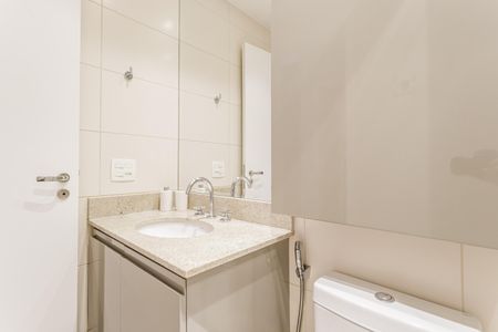 Apartamento para alugar com 114m², 2 quartos e 2 vagasBanheiro da Suíte 1