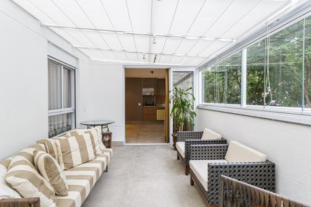 Apartamento para alugar com 114m², 2 quartos e 2 vagasVaranda