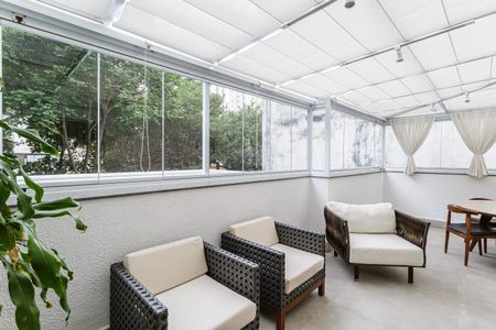 Apartamento para alugar com 114m², 2 quartos e 2 vagasVaranda
