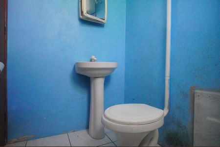 Banheiro de casa para alugar com 2 quartos, 40m² em Arroio da Manteiga, São Leopoldo