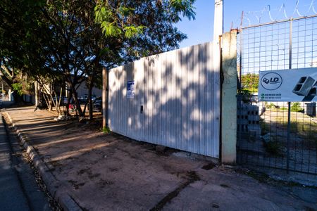 Fachada de casa para alugar com 2 quartos, 700m² em Retiro São João, Sorocaba