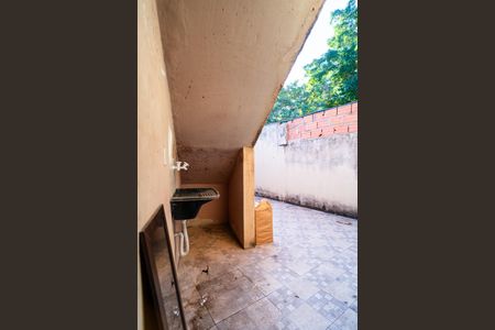 Área de Serviço de casa para alugar com 2 quartos, 700m² em Retiro São João, Sorocaba