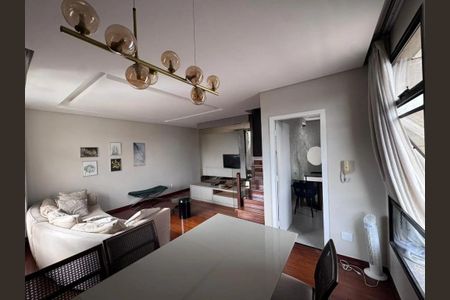 Apartamento para alugar com 115m², 3 quartos e 2 vagas Apartamento para alugar com 115m², 3 quartos e 2 vagasSala