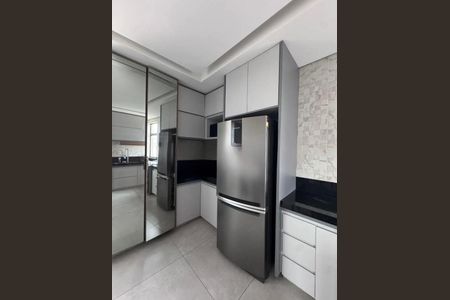 Apartamento para alugar com 115m², 3 quartos e 2 vagas Apartamento para alugar com 115m², 3 quartos e 2 vagasCozinha
