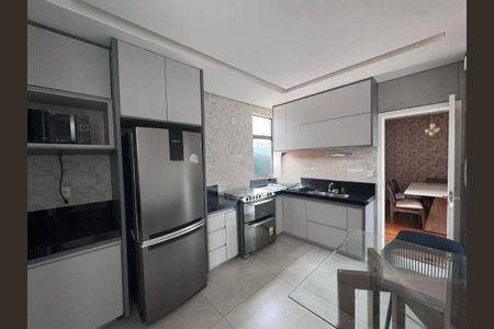 Apartamento para alugar com 115m², 3 quartos e 2 vagas Apartamento para alugar com 115m², 3 quartos e 2 vagasCozinha