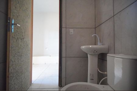 Banheiro de apartamento para alugar com 1 quarto, 40m² em Arroio da Manteiga, São Leopoldo