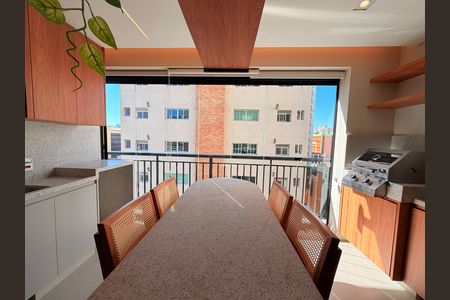 Apartamento para alugar com 2 quartos, 72m² em Jardim das Acacias, São Paulo
