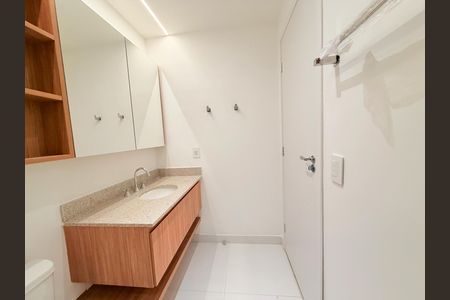 Apartamento para alugar com 2 quartos, 72m² em Jardim das Acacias, São Paulo