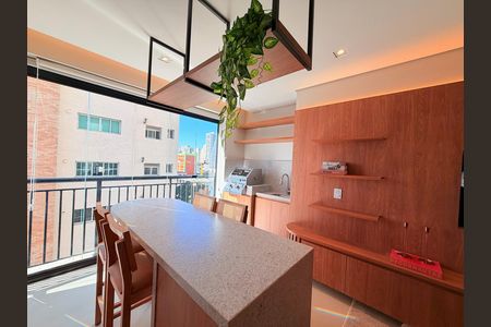 Apartamento para alugar com 2 quartos, 72m² em Jardim das Acacias, São Paulo