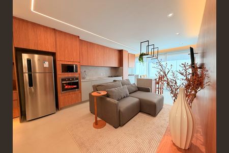 Apartamento para alugar com 2 quartos, 72m² em Jardim das Acacias, São Paulo