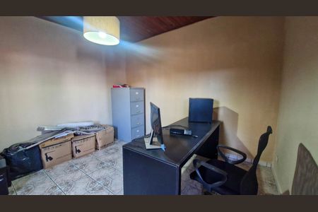 Casa à venda com 3 quartos, 200m² em Cidade Ademar, São Paulo