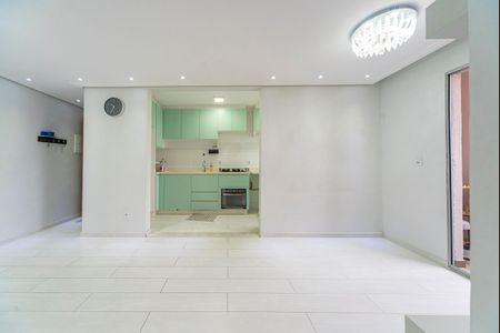 Sala de apartamento para alugar com 2 quartos, 52m² em Utinga, Santo André