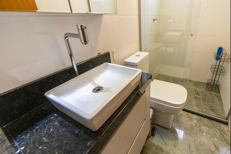 Apartamento para alugar com 52m², 2 quartos e 1 vaga Apartamento para alugar com 52m², 2 quartos e 1 vagaBanheiro