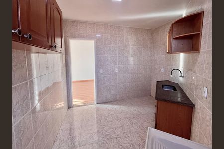 Apartamento à venda com 74m², 2 quartos e sem vaga Apartamento à venda com 74m², 2 quartos e sem vagaCozinha