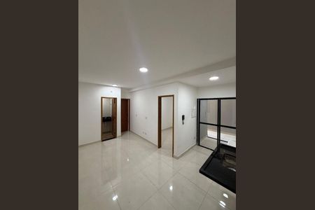 Apartamento para alugar com 2 quartos, 51m² em Jardim Caguassu, São Paulo
