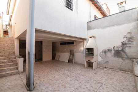 Casa para alugar com 120m², 2 quartos e 2 vagas Casa para alugar com 120m², 2 quartos e 2 vagasQuintal