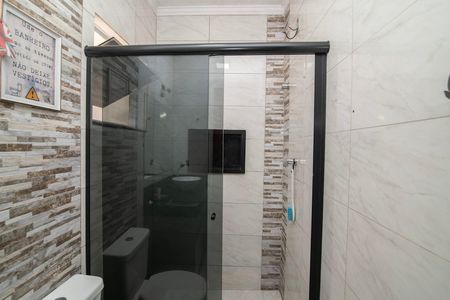 Casa para alugar com 120m², 2 quartos e 2 vagas Casa para alugar com 120m², 2 quartos e 2 vagasBanheiro