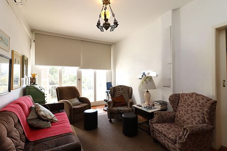 Apartamento à venda com 207m², 3 quartos e 1 vagaSala de TV