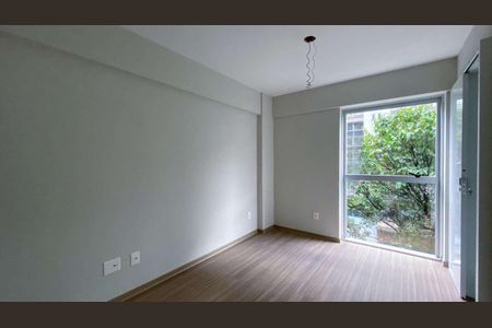 Quarto de apartamento para alugar com 2 quartos, 65m² em Lourdes, Belo Horizonte