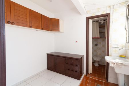 Apartamento para alugar com 64m², 2 quartos e 1 vagaÁrea de Serviço