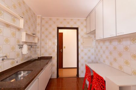 Apartamento para alugar com 64m², 2 quartos e 1 vagaCozinha