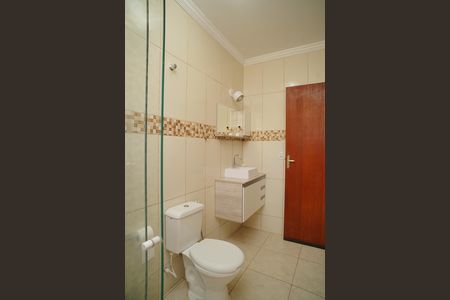 Casa de condomínio para alugar com 360m², 5 quartos e 1 vaga Casa de condomínio para alugar com 360m², 5 quartos e 1 vagaBanheiro do Quarto 3