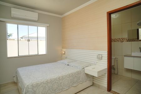 Casa de condomínio para alugar com 360m², 5 quartos e 1 vaga Casa de condomínio para alugar com 360m², 5 quartos e 1 vagaQuarto 3