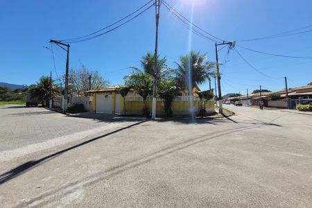 Fachada de casa de condomínio para alugar com 5 quartos, 360m² em Itapeba, Maricá