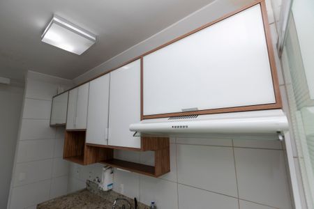 Apartamento para alugar com 64m², 2 quartos e 2 vagas Apartamento para alugar com 64m², 2 quartos e 2 vagasCOZINHA