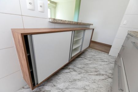Apartamento para alugar com 64m², 2 quartos e 2 vagas Apartamento para alugar com 64m², 2 quartos e 2 vagasCOZINHA