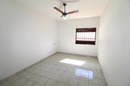 Casa para alugar com 100m², 2 quartos e sem vagaQuarto 1 