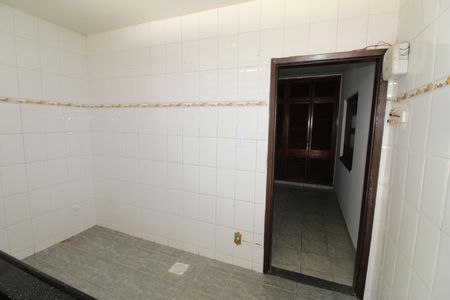 Cozinha de casa para alugar com 2 quartos, 100m² em Jardim Sao Dimas, São José dos Campos