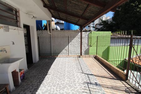 Casa para alugar com 100m², 2 quartos e sem vagaÁrea de Serviço