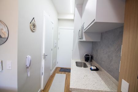 Cozinha de kitnet/studio para alugar com 1 quarto, 24m² em Santo Amaro, São Paulo