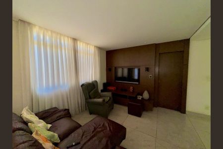 Apartamento à venda com 180m², 4 quartos e 3 vagas Apartamento à venda com 180m², 4 quartos e 3 vagasSala