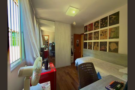 Apartamento à venda com 180m², 4 quartos e 3 vagas Apartamento à venda com 180m², 4 quartos e 3 vagasQuarto