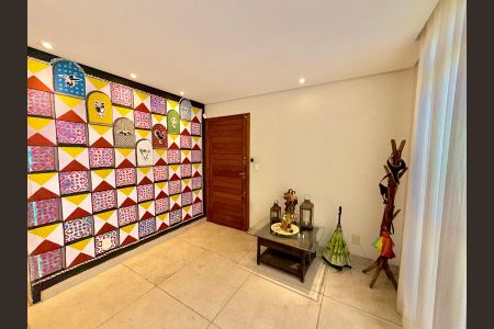 Apartamento à venda com 180m², 4 quartos e 3 vagas Apartamento à venda com 180m², 4 quartos e 3 vagasSala