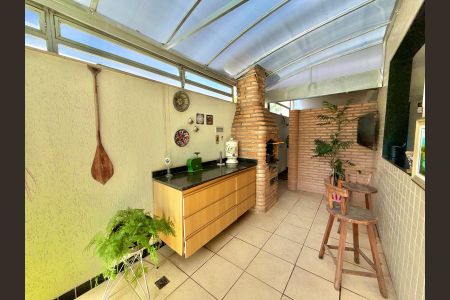 Área externa de apartamento à venda com 4 quartos, 180m² em Pampulha, Belo Horizonte