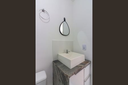Banheiro  de apartamento para alugar com 1 quarto, 33m² em Vila Yolanda, Osasco