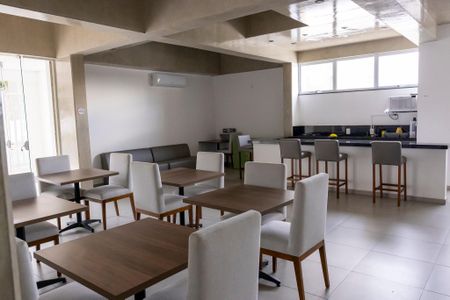 Apartamento para alugar com 38m², 1 quarto e 1 vaga Apartamento para alugar com 38m², 1 quarto e 1 vagaÁrea comum - Salão de festas