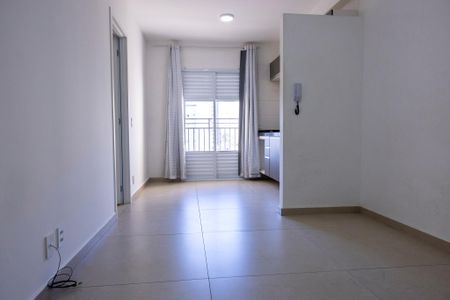 Sala de apartamento para alugar com 1 quarto, 38m² em Parque Campolim, Sorocaba