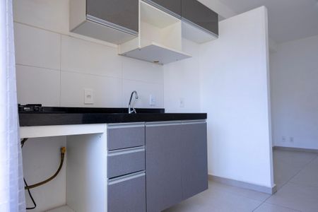 Apartamento para alugar com 38m², 1 quarto e 1 vaga Apartamento para alugar com 38m², 1 quarto e 1 vagaCozinha - Armários