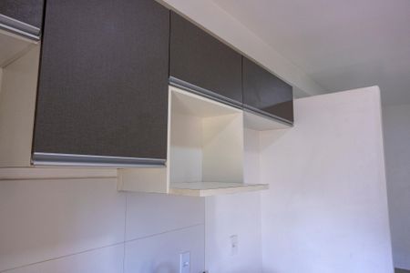 Apartamento para alugar com 38m², 1 quarto e 1 vaga Apartamento para alugar com 38m², 1 quarto e 1 vagaCozinha - Armários