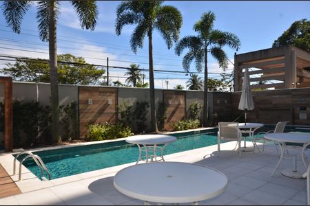 Apartamento à venda com 68m², 3 quartos e 1 vagaÁrea comum - Piscina