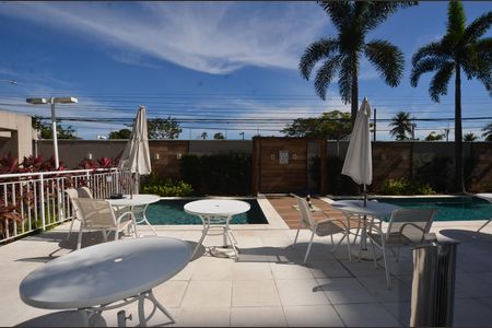 Apartamento à venda com 68m², 3 quartos e 1 vagaÁrea comum - Piscina