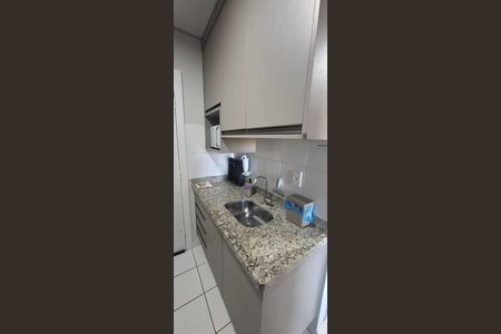 Cozinha de kitnet/studio para alugar com 1 quarto, 22m² em Iguatemi, Ribeirão Preto