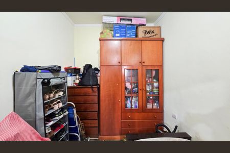 Casa à venda com 332m², 4 quartos e 2 vagas Casa à venda com 332m², 4 quartos e 2 vagasQuarto 1