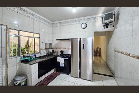 Casa à venda com 332m², 4 quartos e 2 vagas Casa à venda com 332m², 4 quartos e 2 vagasCozinha