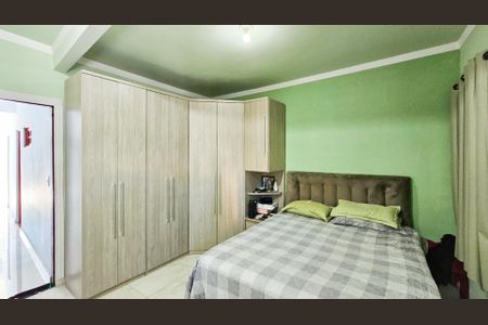 Casa à venda com 332m², 4 quartos e 2 vagas Casa à venda com 332m², 4 quartos e 2 vagasSuíte
